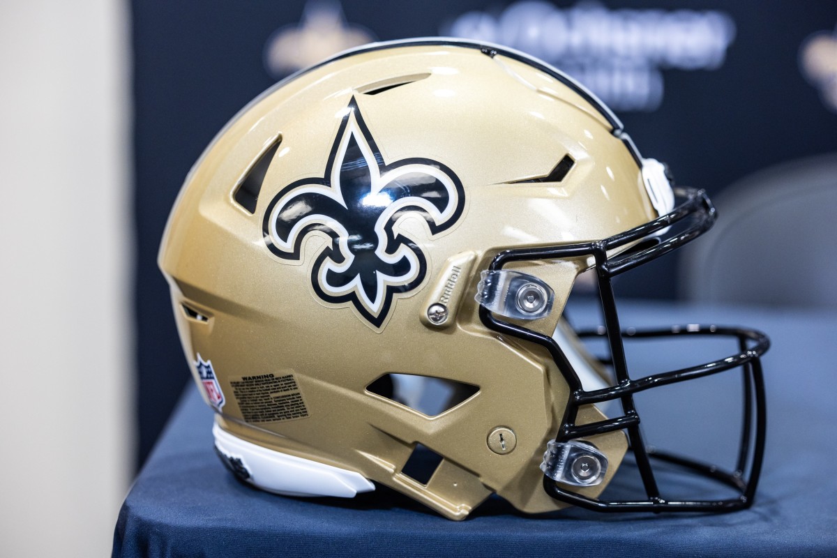New Orleans Saints Helmet - Saints Schedule Release